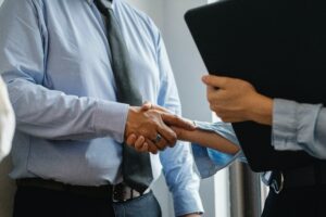 Lire la suite à propos de l’article LA RECOMMANDATION : ECONOMISEZ VOUS !